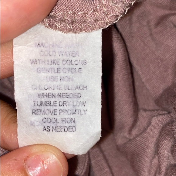 Short shirt/ slightly cropped - Picture 4 of 4